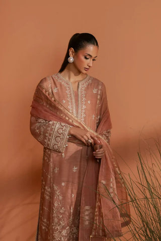 New Embroidery beautiful Artical Lawn 3pc
