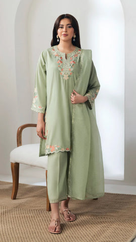 Royal Embroidery Lawn 3pc
