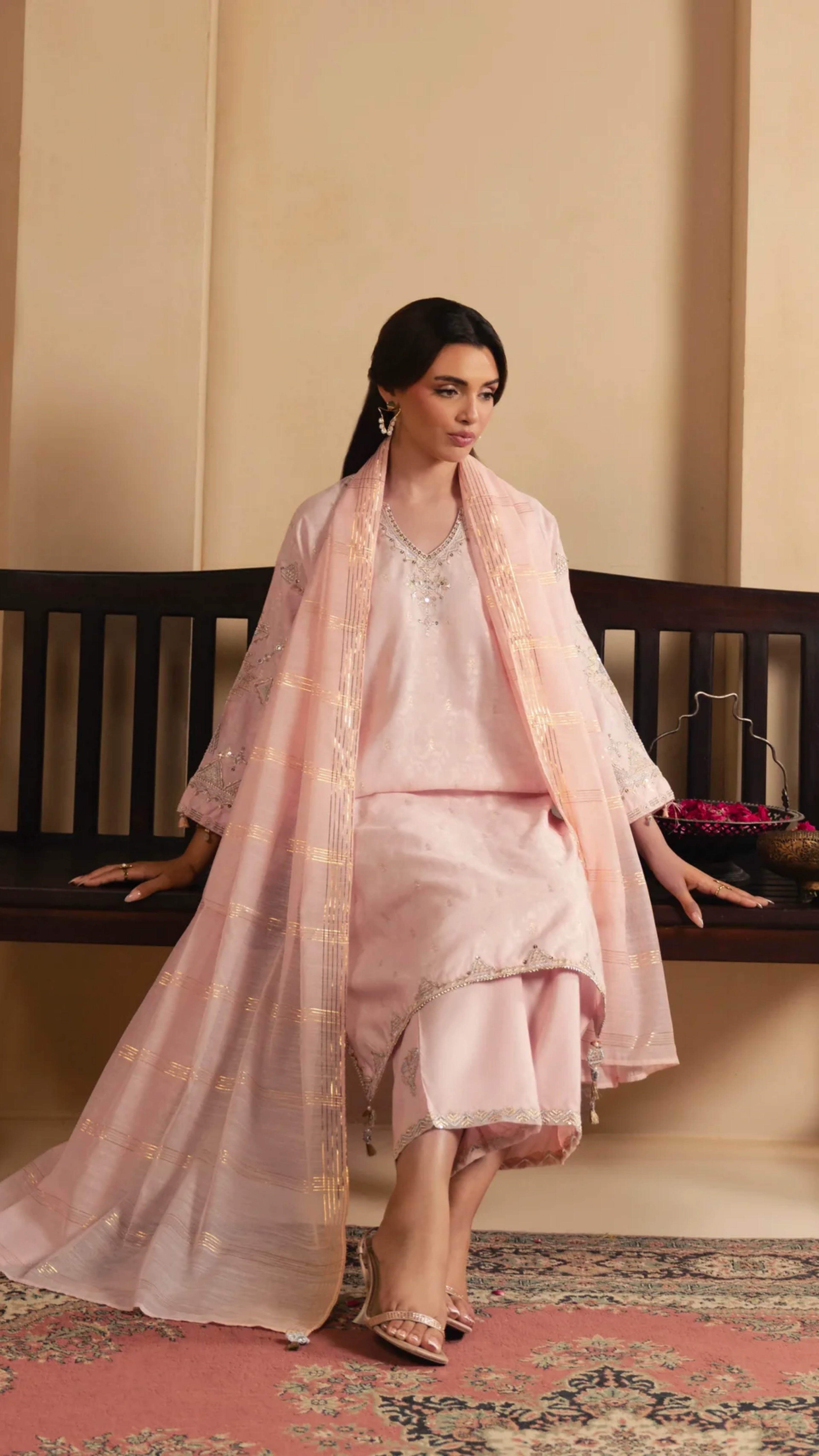 Royal Embroidery Lawn 3pc
